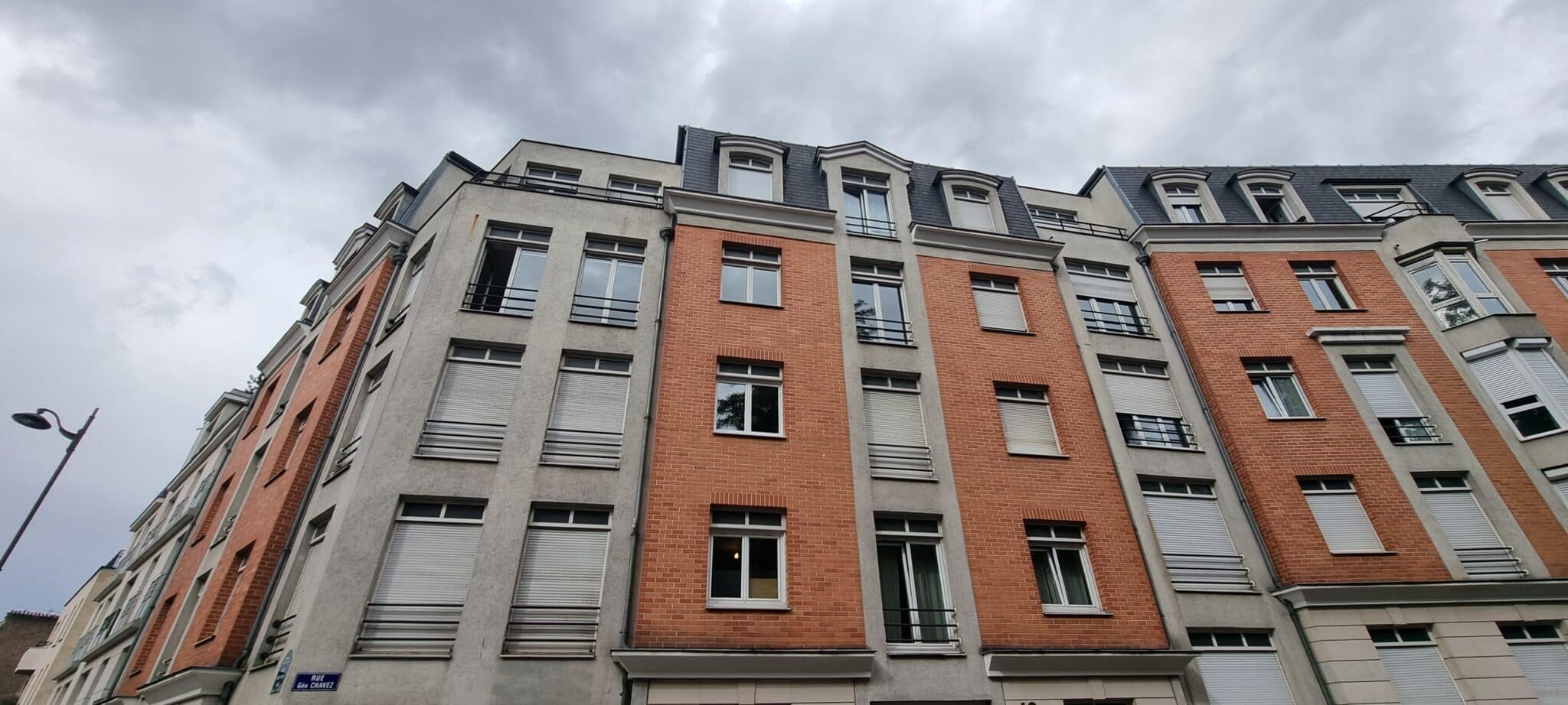 PARIS 20e – LA CAMPAGNE À PARIS – APPARTEMENT DE 42,57 m² AVEC PARKING ET CAVE – photo 1